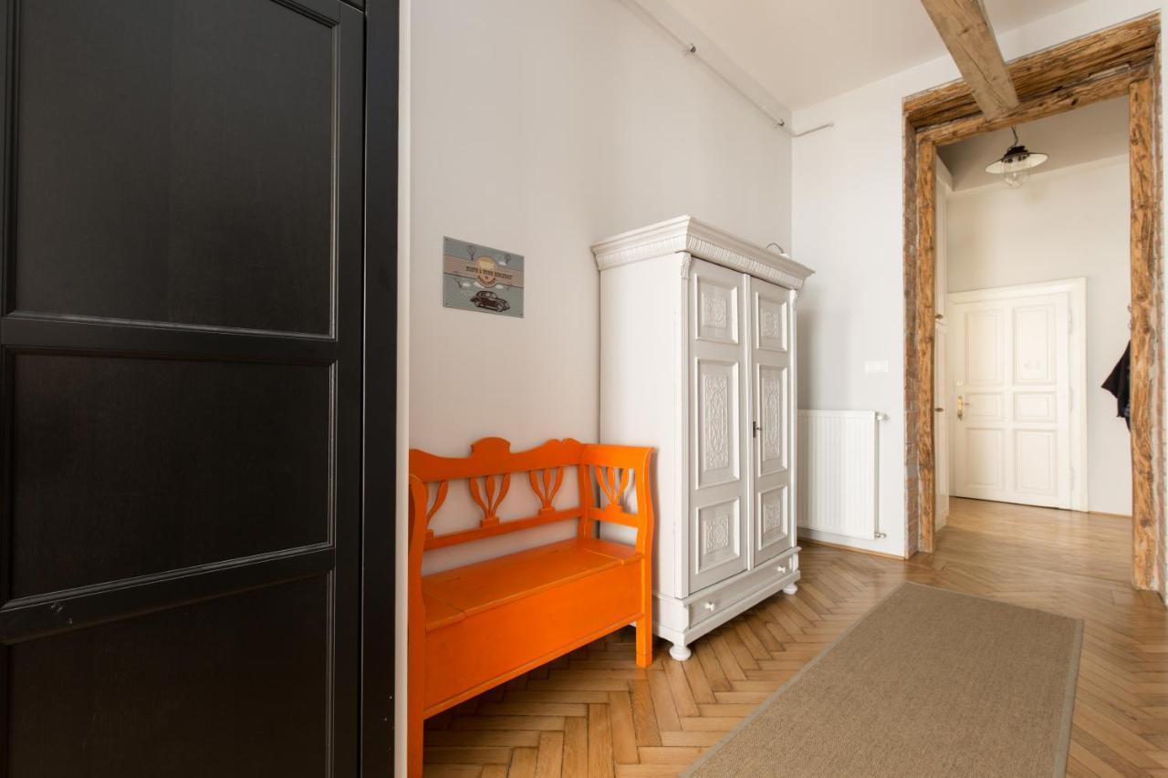 King Rustik & Central Apartment Budapeste Exterior foto